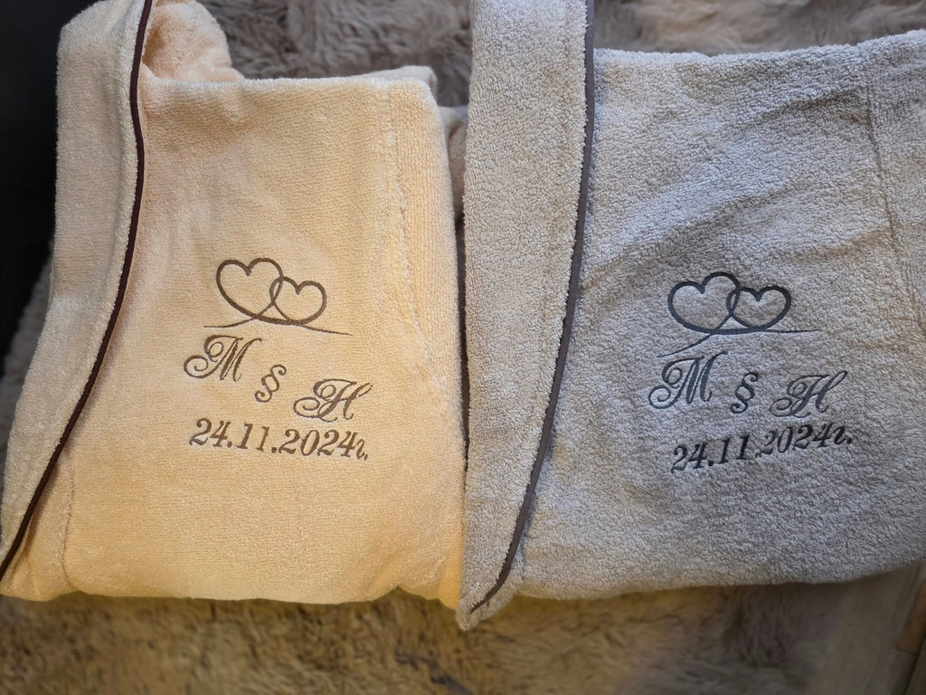 Комплект халати с бродерия — инициали и дата за двойки
