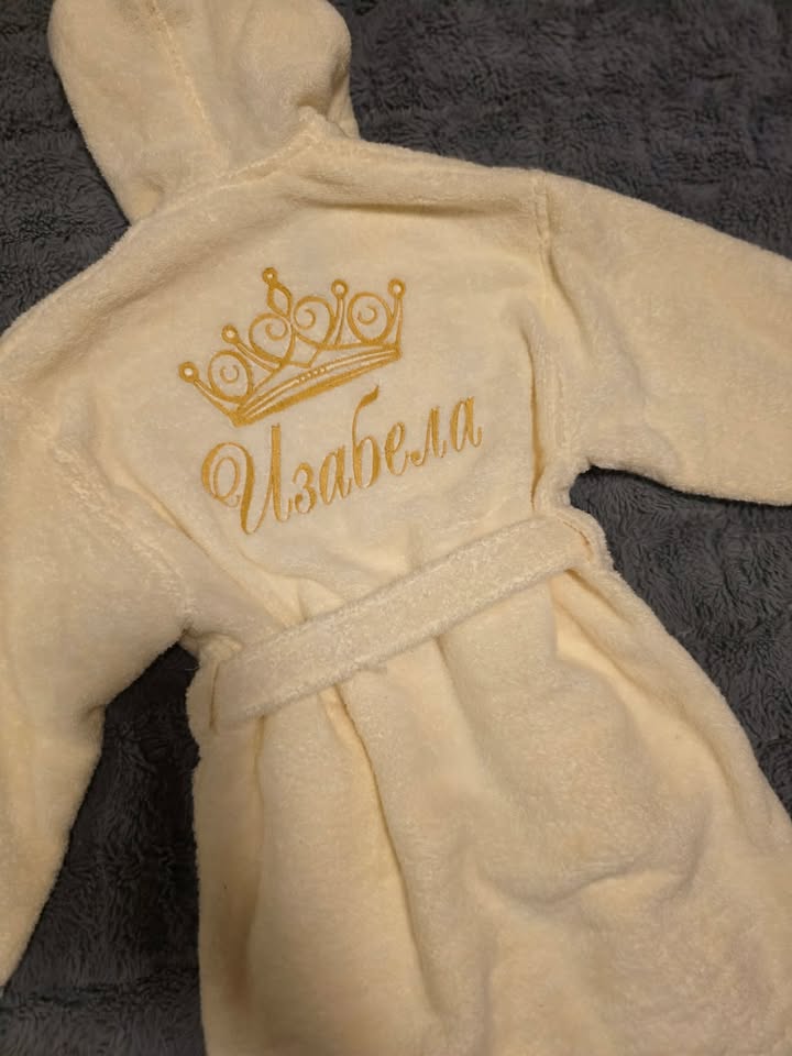 Халат с бродерия