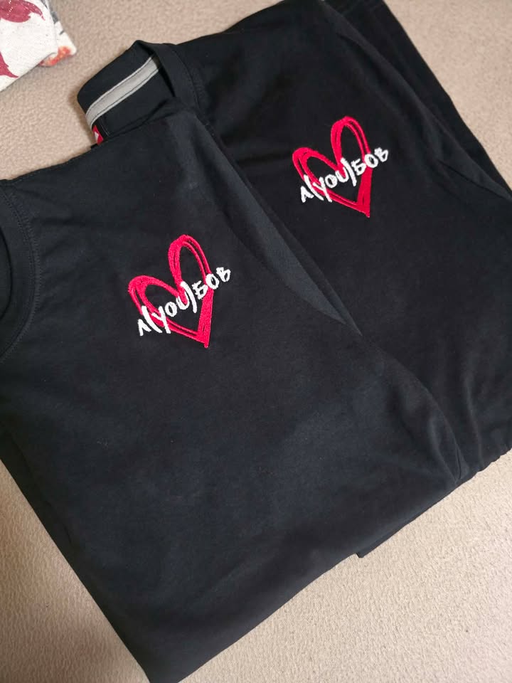 Тениска с бродерия